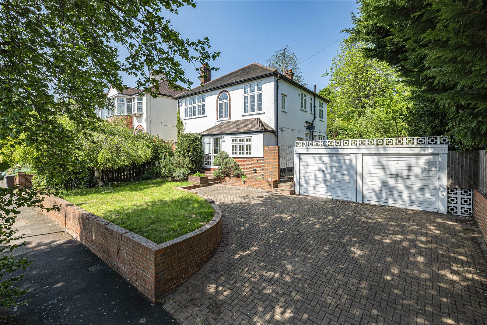 5 bedroom detached house for sale 0