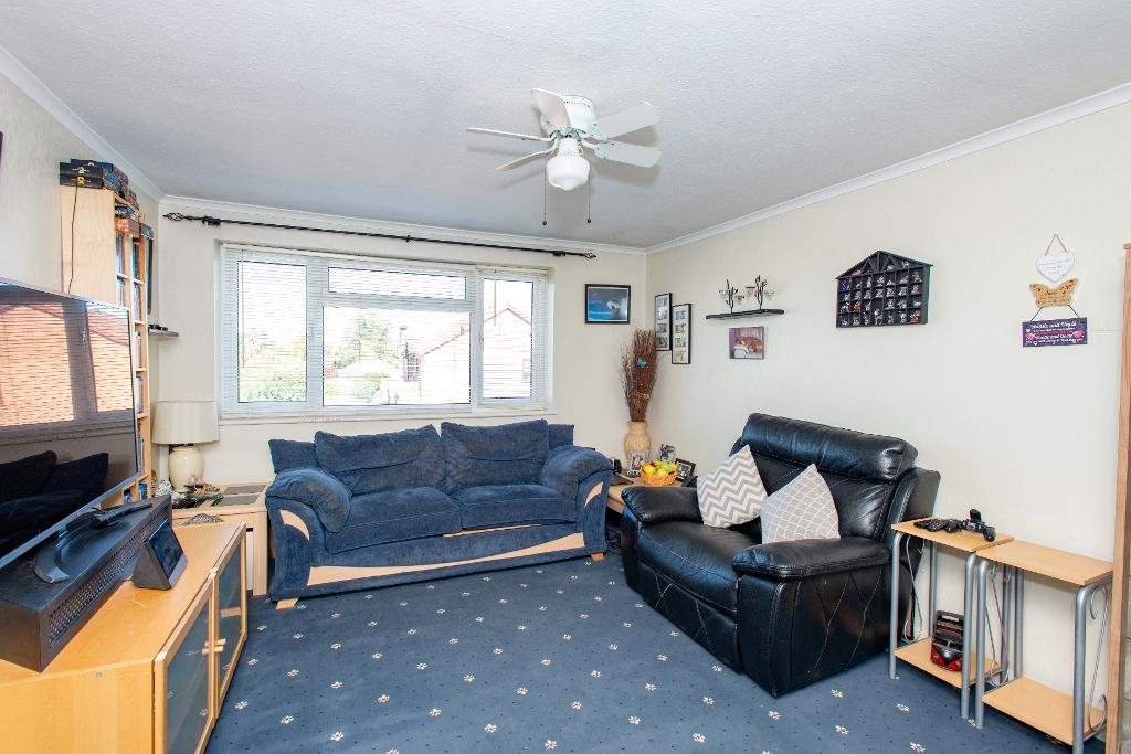 Photos of Derry Downs, Orpington, Kent BR5 65453430 PrimeLocation