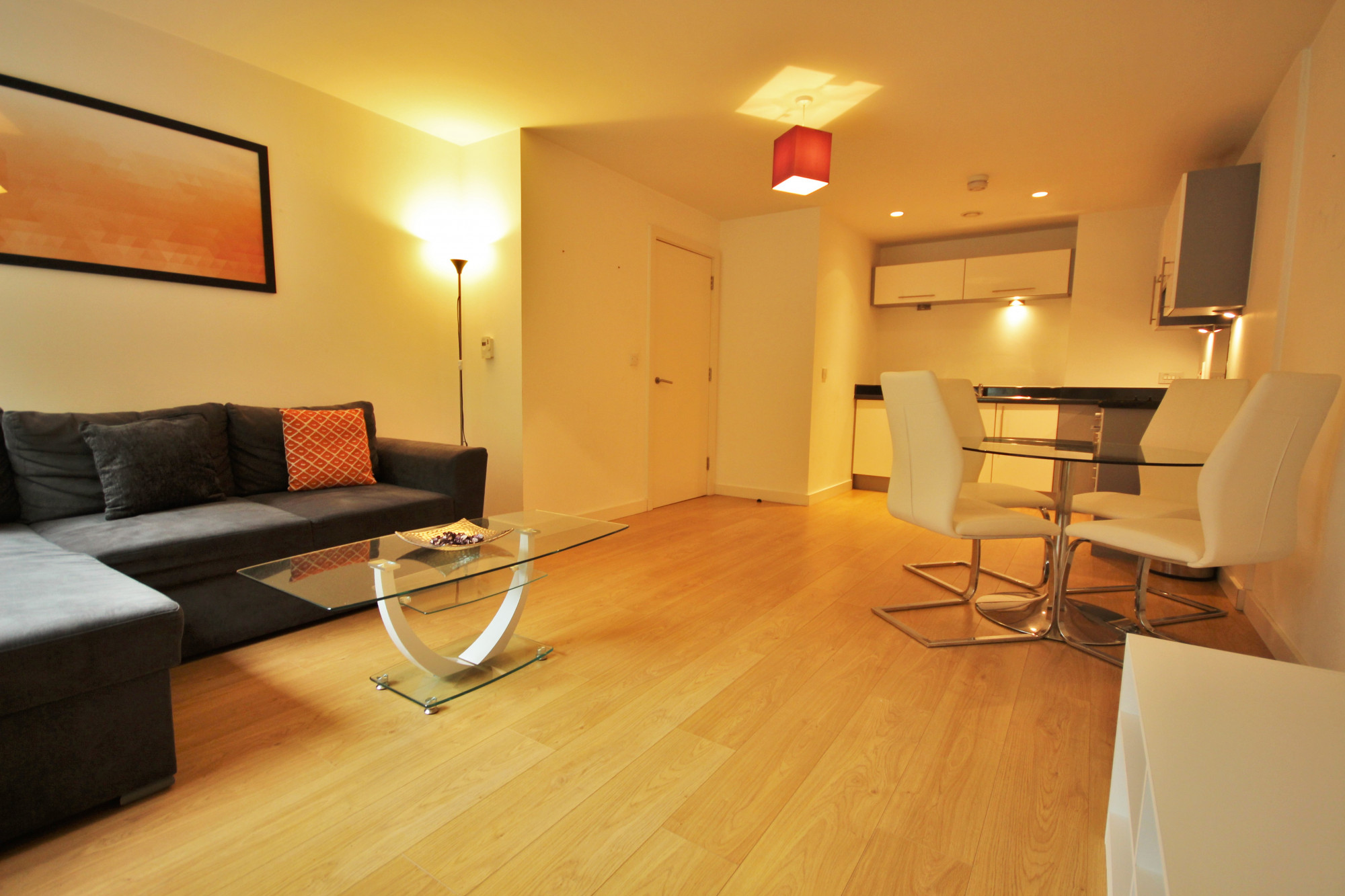 1-bed flat on 105, Lexington Court, Manchester, £1,000/mo