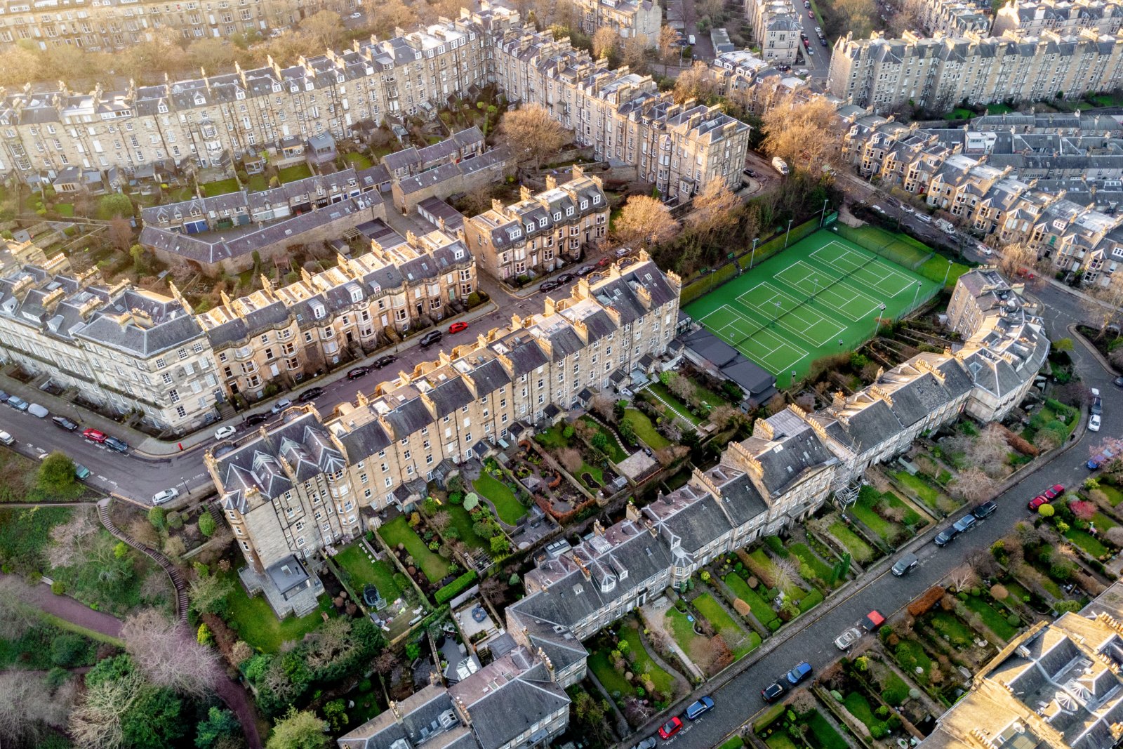 5 bedroom flat for sale 0