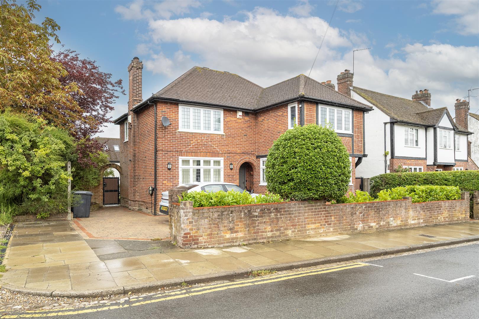 5 bedroom property for sale