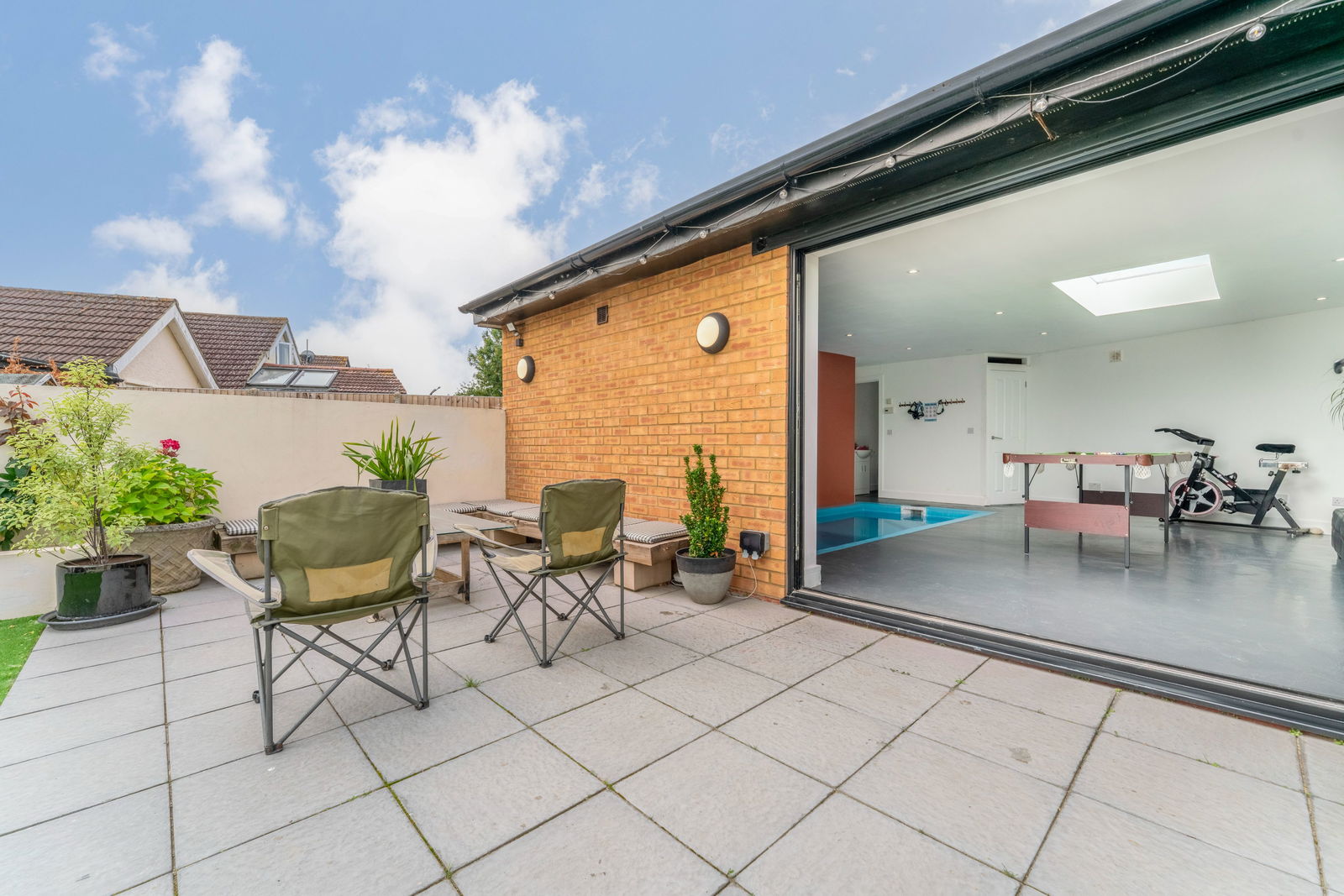 127, Pole Hill Road, Uxbridge photo 4