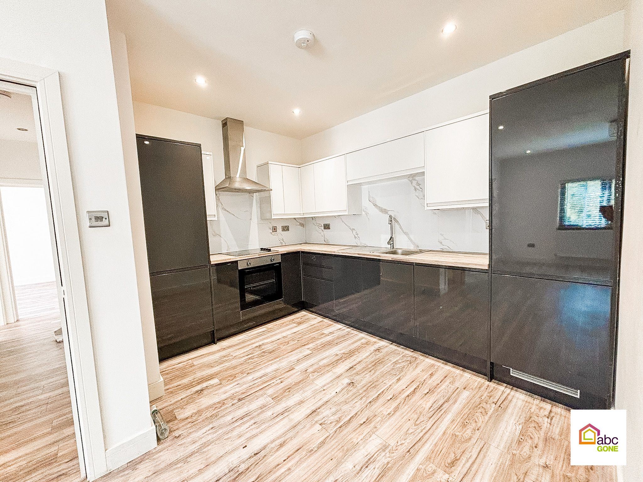 Flat 2, 131 London Road North, Redhill photo 5