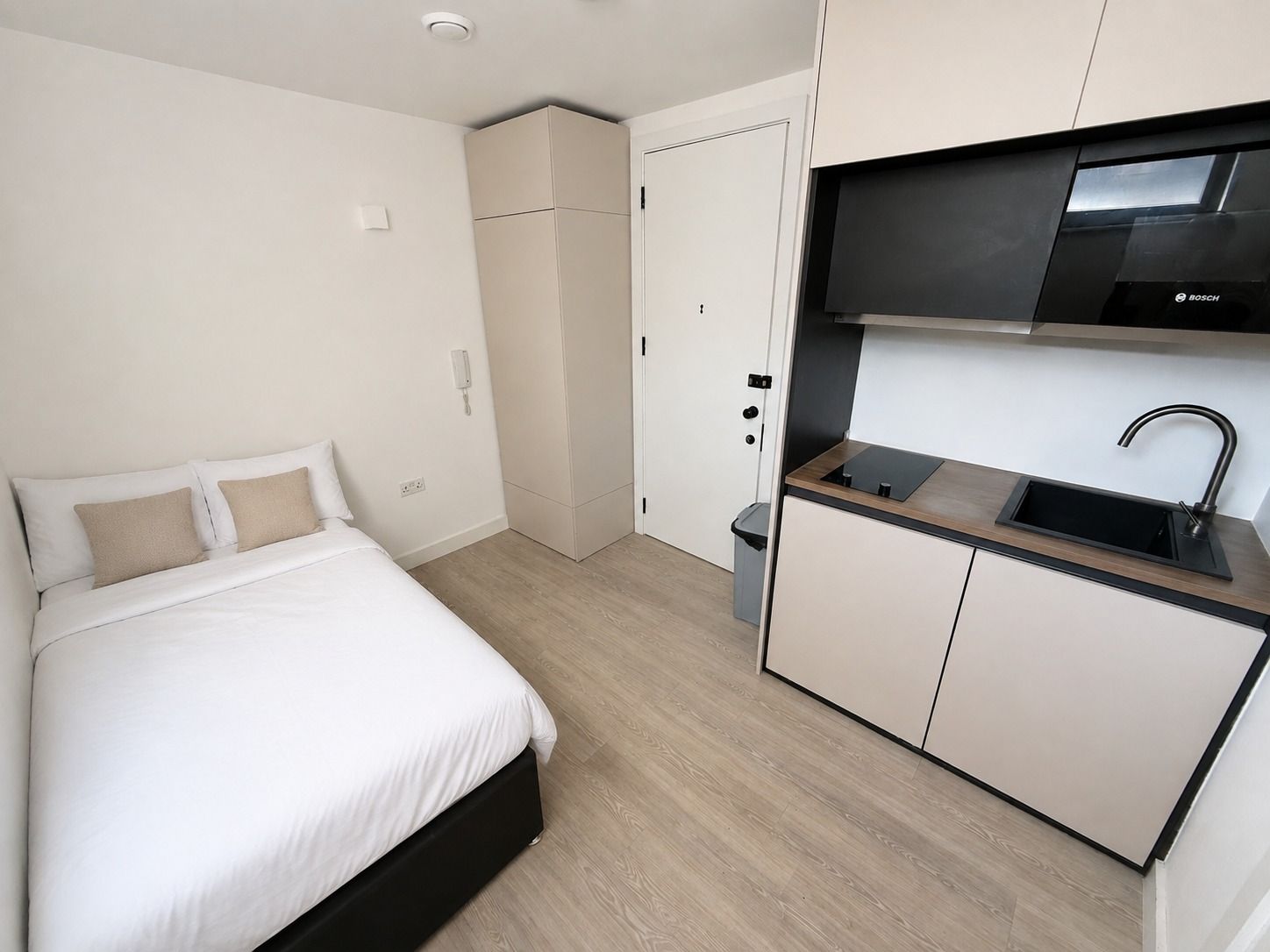Ferrari House, 102,Flat 12, College Road, Harrow photo 5