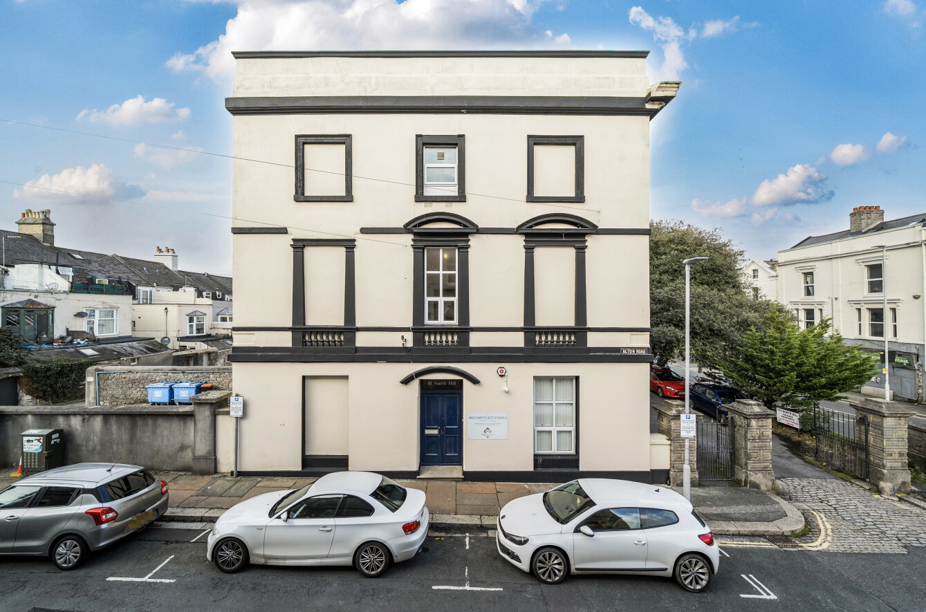 3-bed other on 111, North Hill, Devon, £450,000