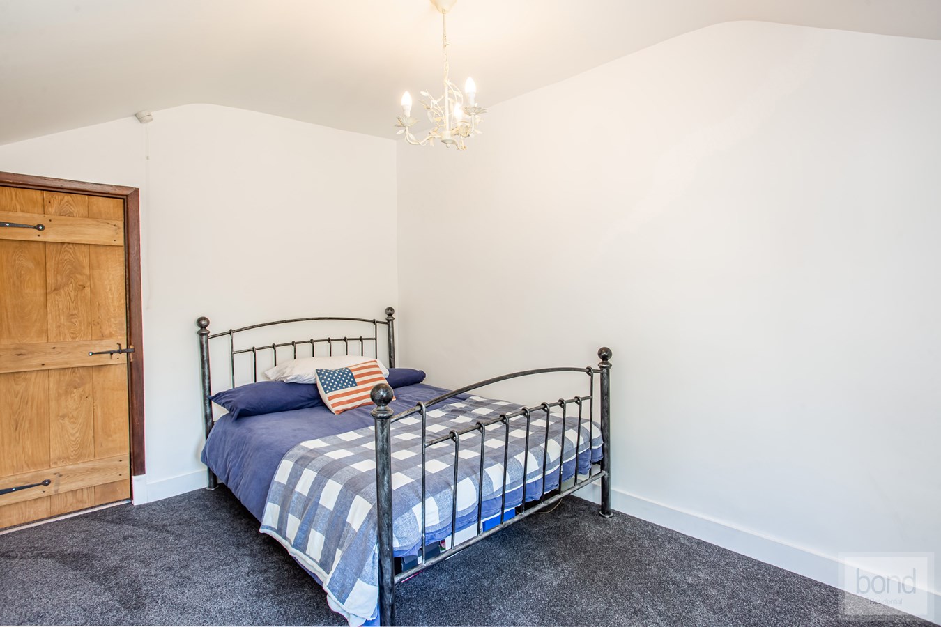 Photos of South Hanningfield Road, Rettendon Common, Chelmsford CM3