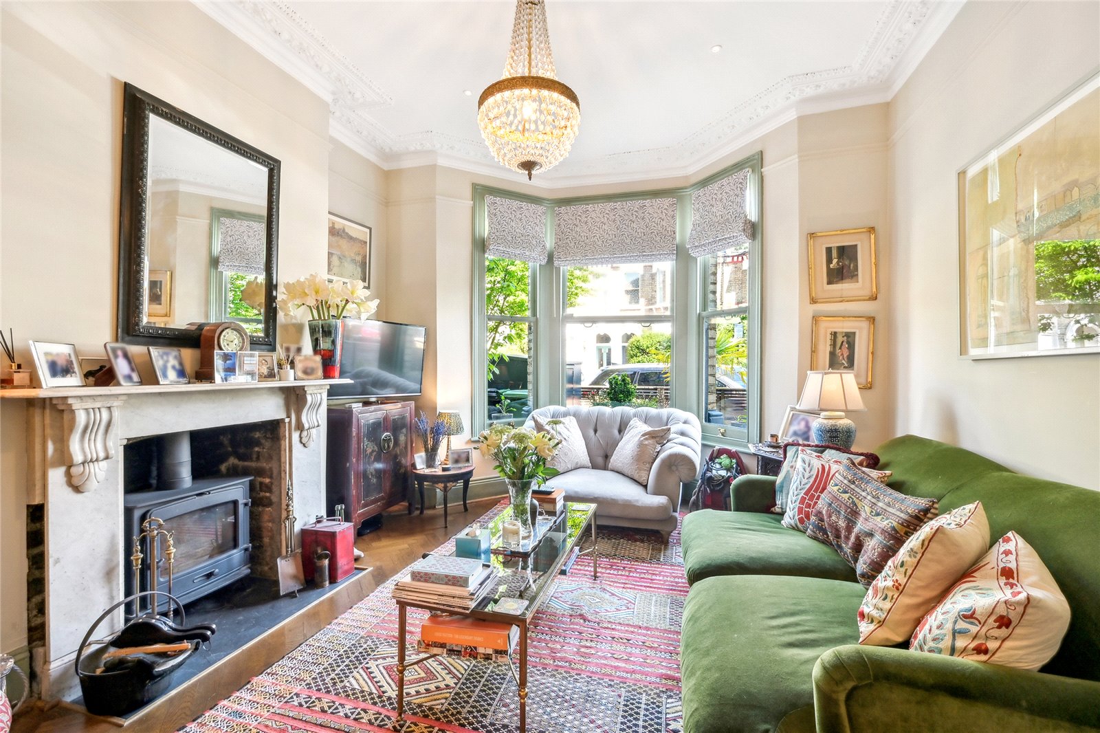 3 bedroom property for sale in London