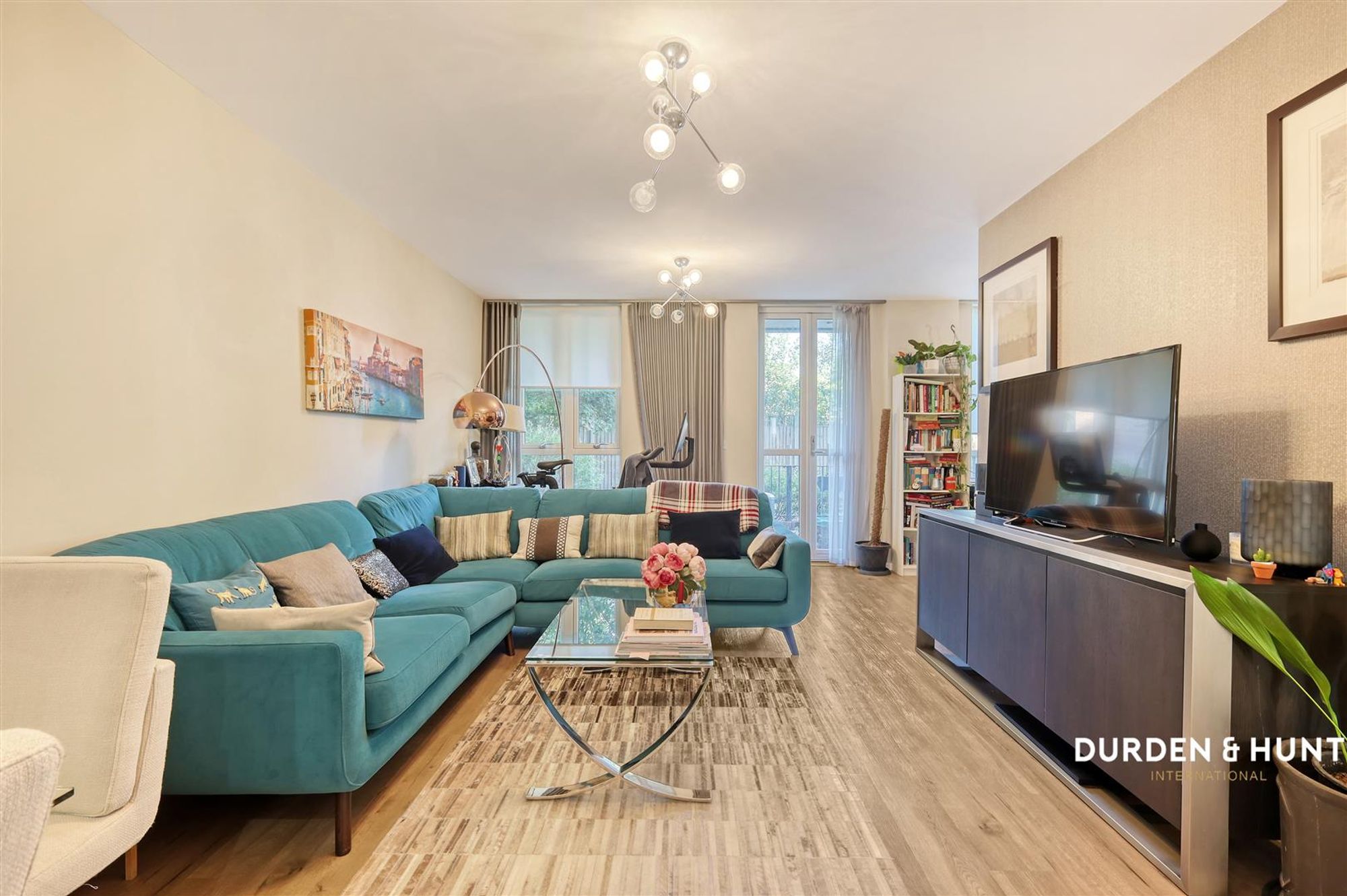 Flat G01, Luff Court, London photo 4