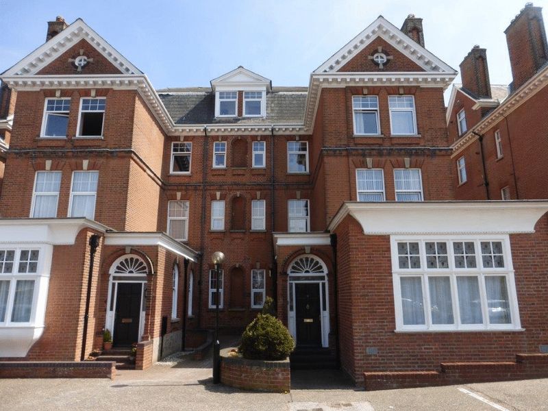 Free property report 12, Victoria Court, Kirkley Cliff Road, Lowestoft, NR33 0DE Chimnie