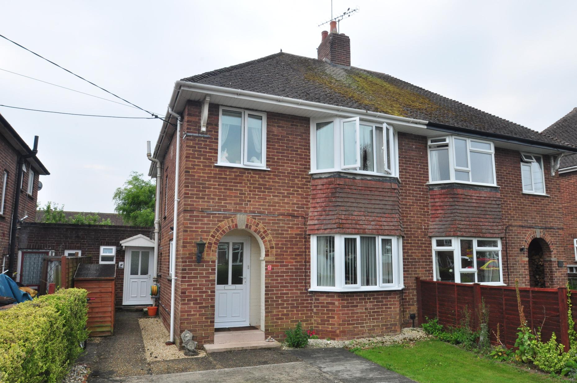 Free property report 17 Ashfield Road, Andover, SP10 3PE Chimnie
