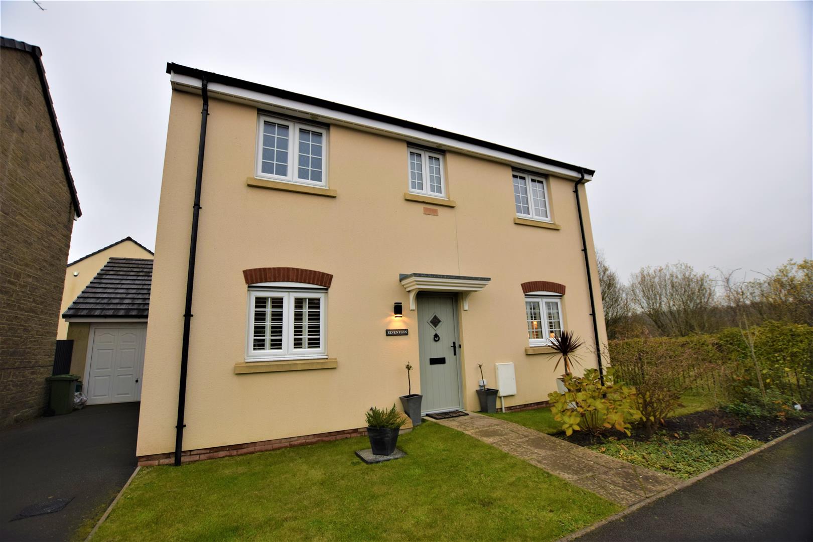 Free property report 17 Lantern Close, Llanharan, CF72 9ZB Chimnie