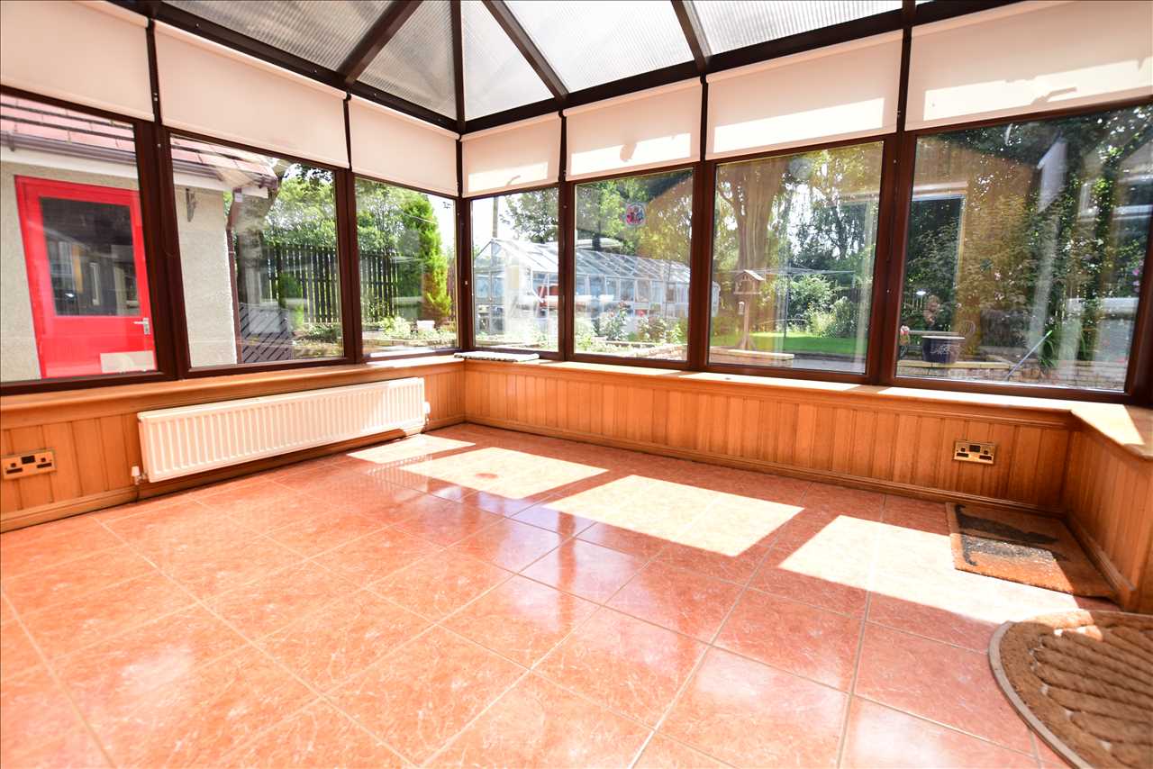 Photos of Heather Row, Carluke ML8 62529471 PrimeLocation