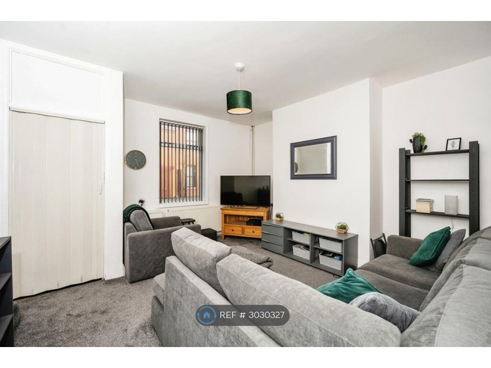Firs Lane, Leigh photo 4