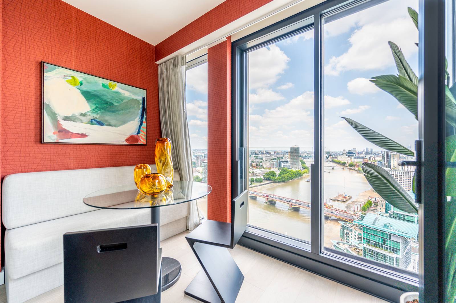 6 bedroom terraced house for sale