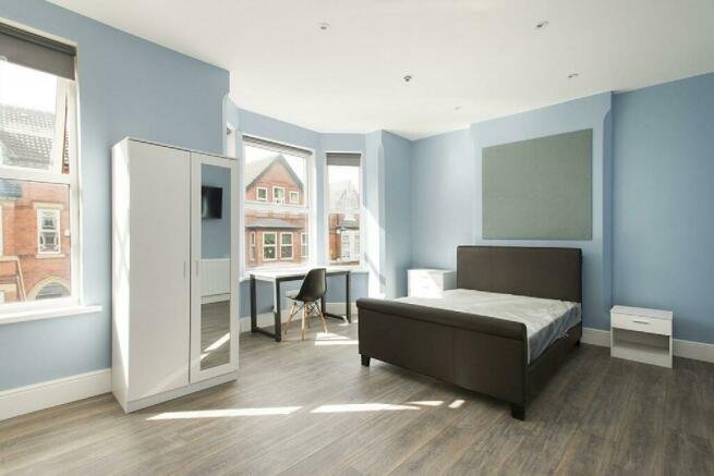Derby Grove, Nottingham, Nottinghamshire NG7 photo 2