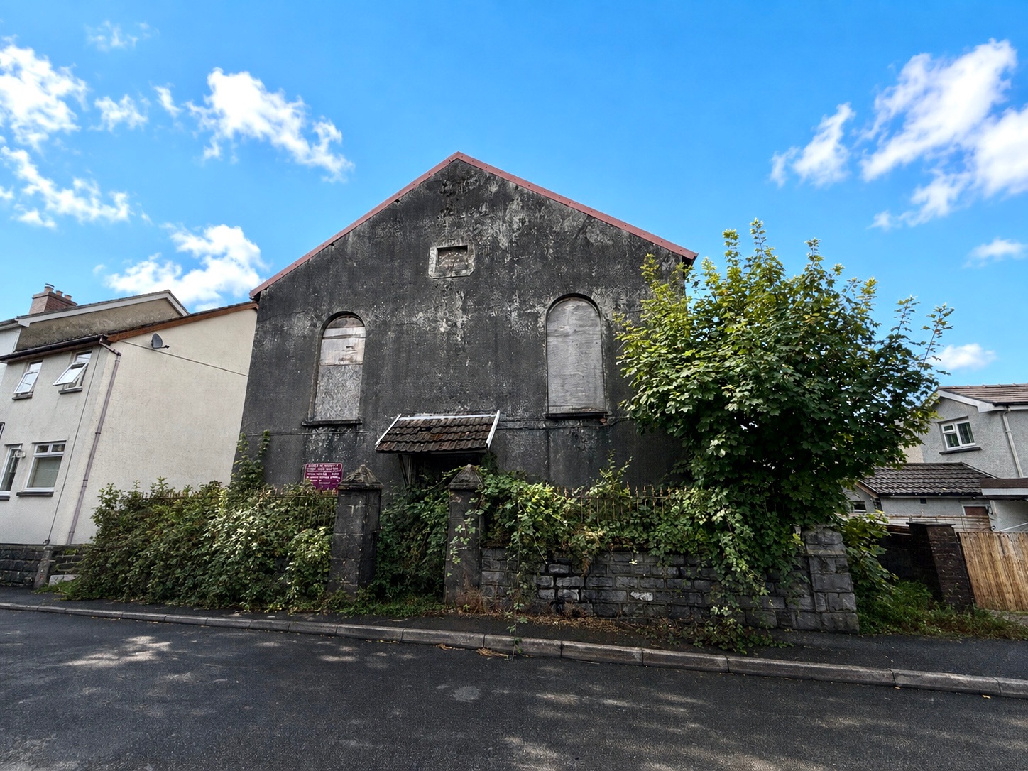 1 Primrose Cottages, Aberdare photo 2