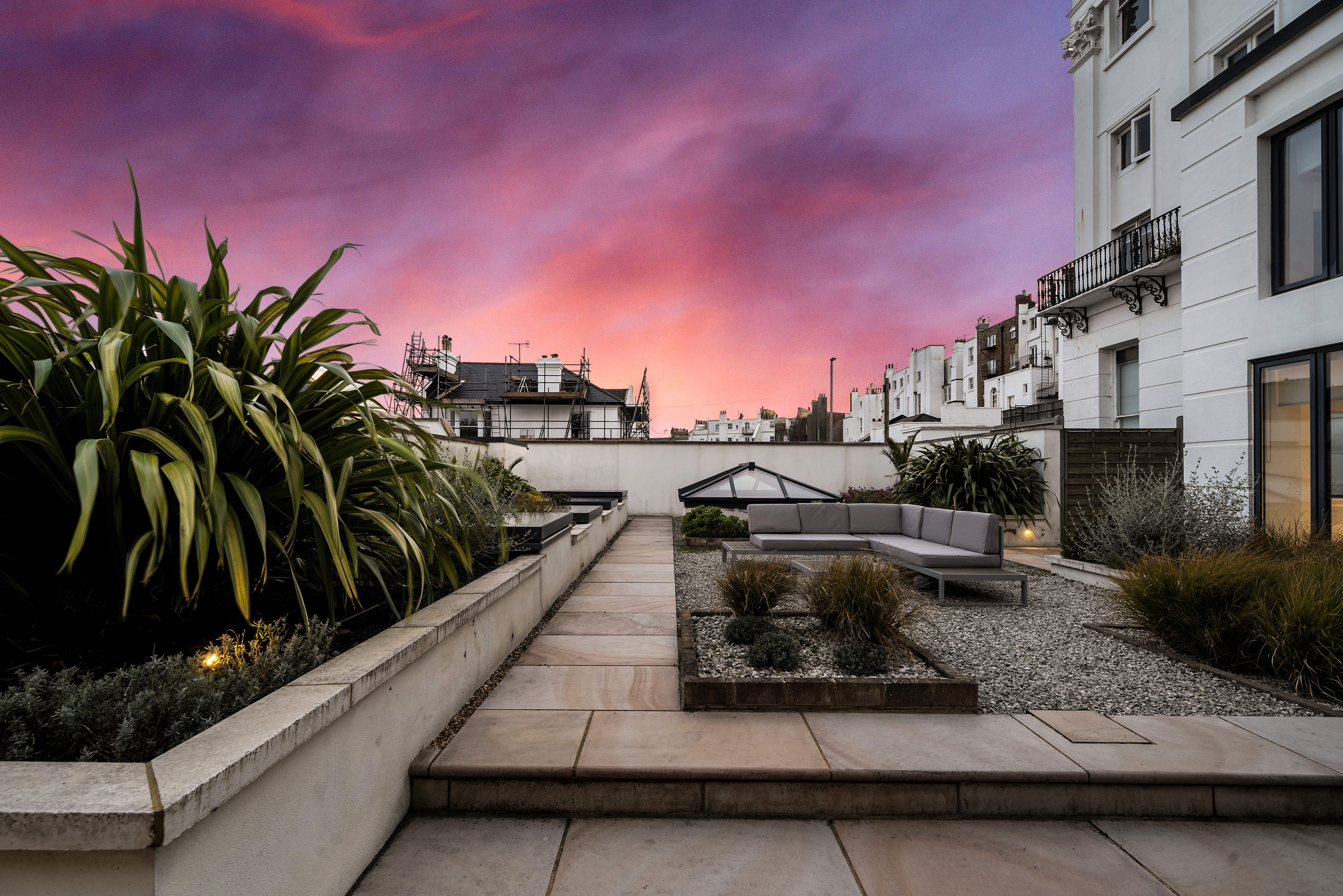 3 bedroom detached house for sale 0