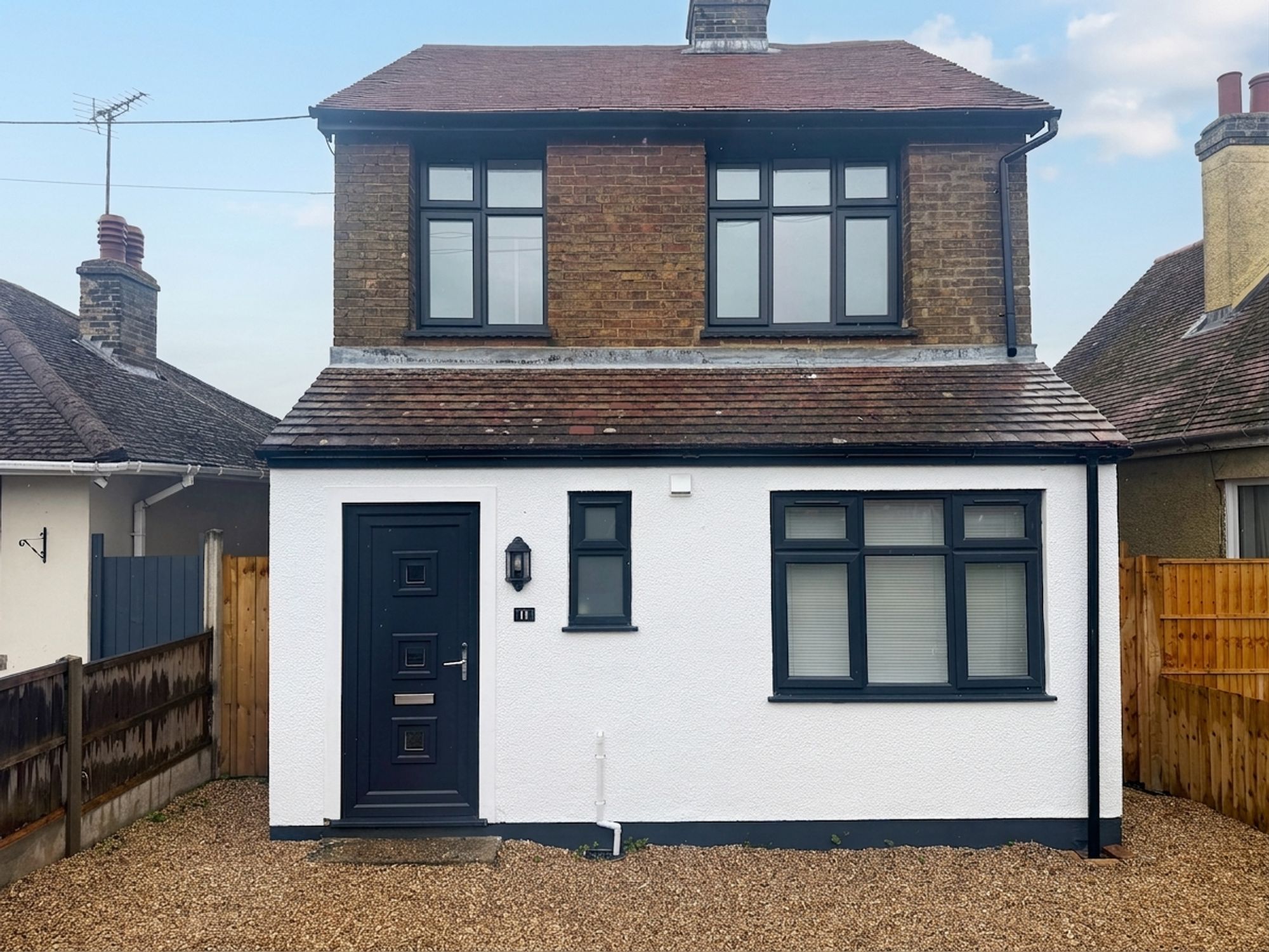 11 Scrapsgate Road, Sheerness photo 2