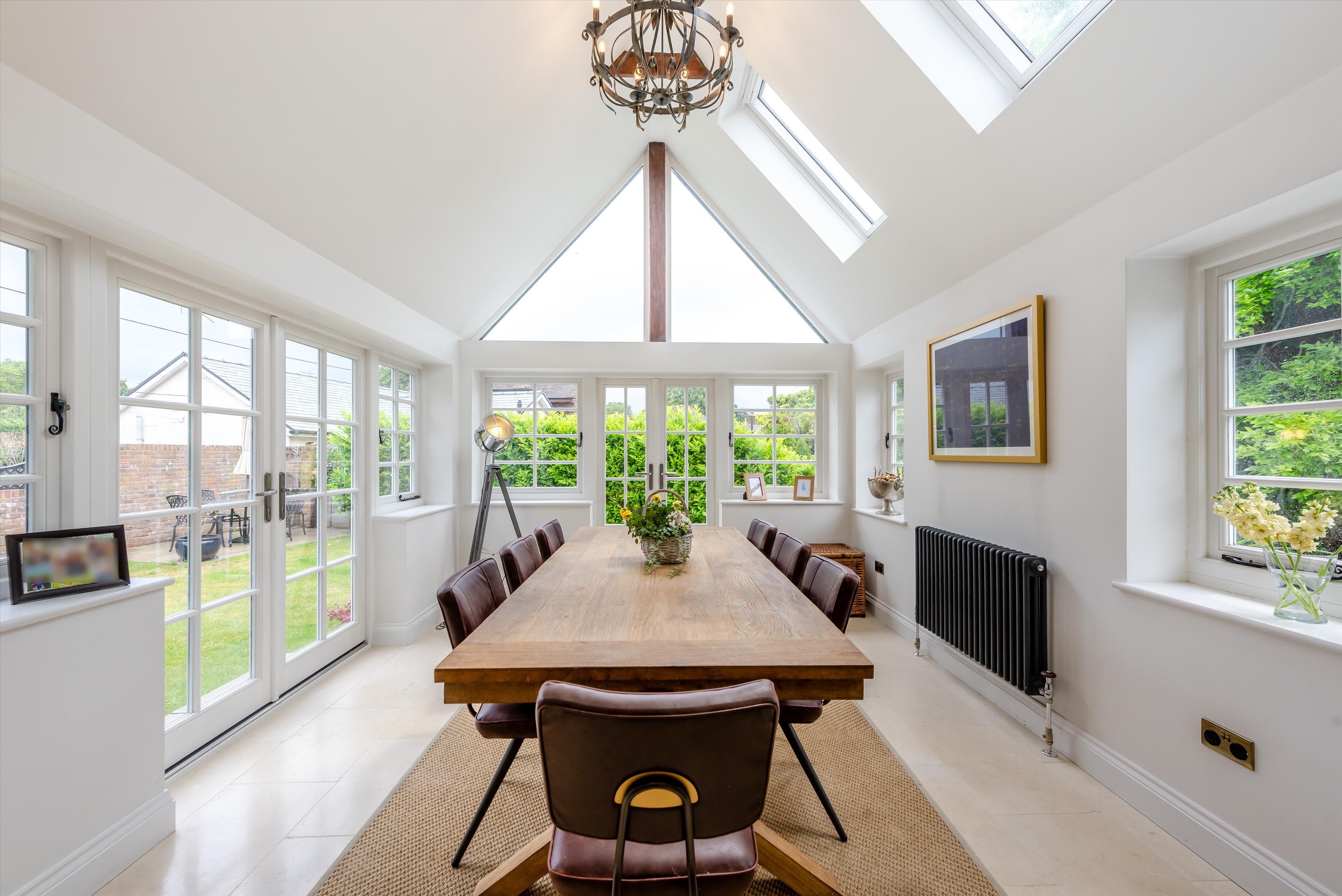 4 bedroom detached house for sale 0