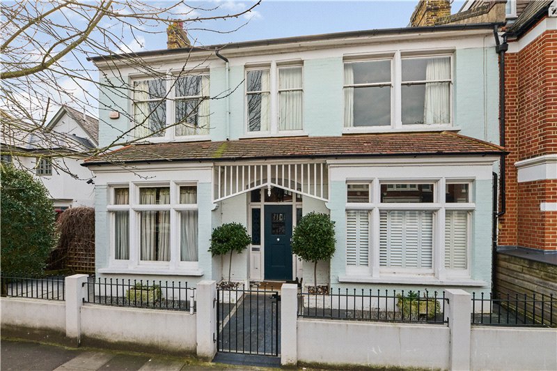 4 bedroom end terrace house for sale 0