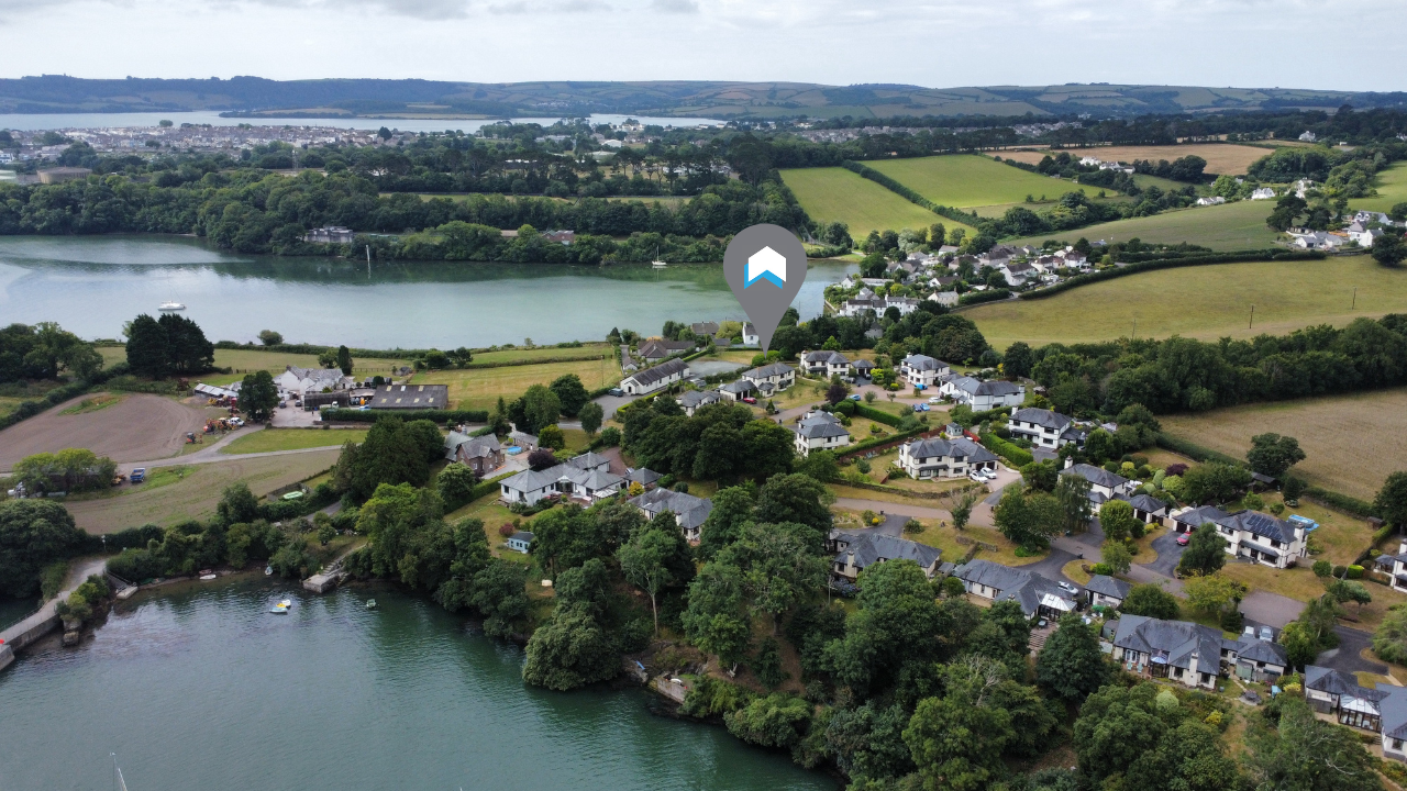 4-bed house on 2, Cove Meadow, Cornwall, £750,000