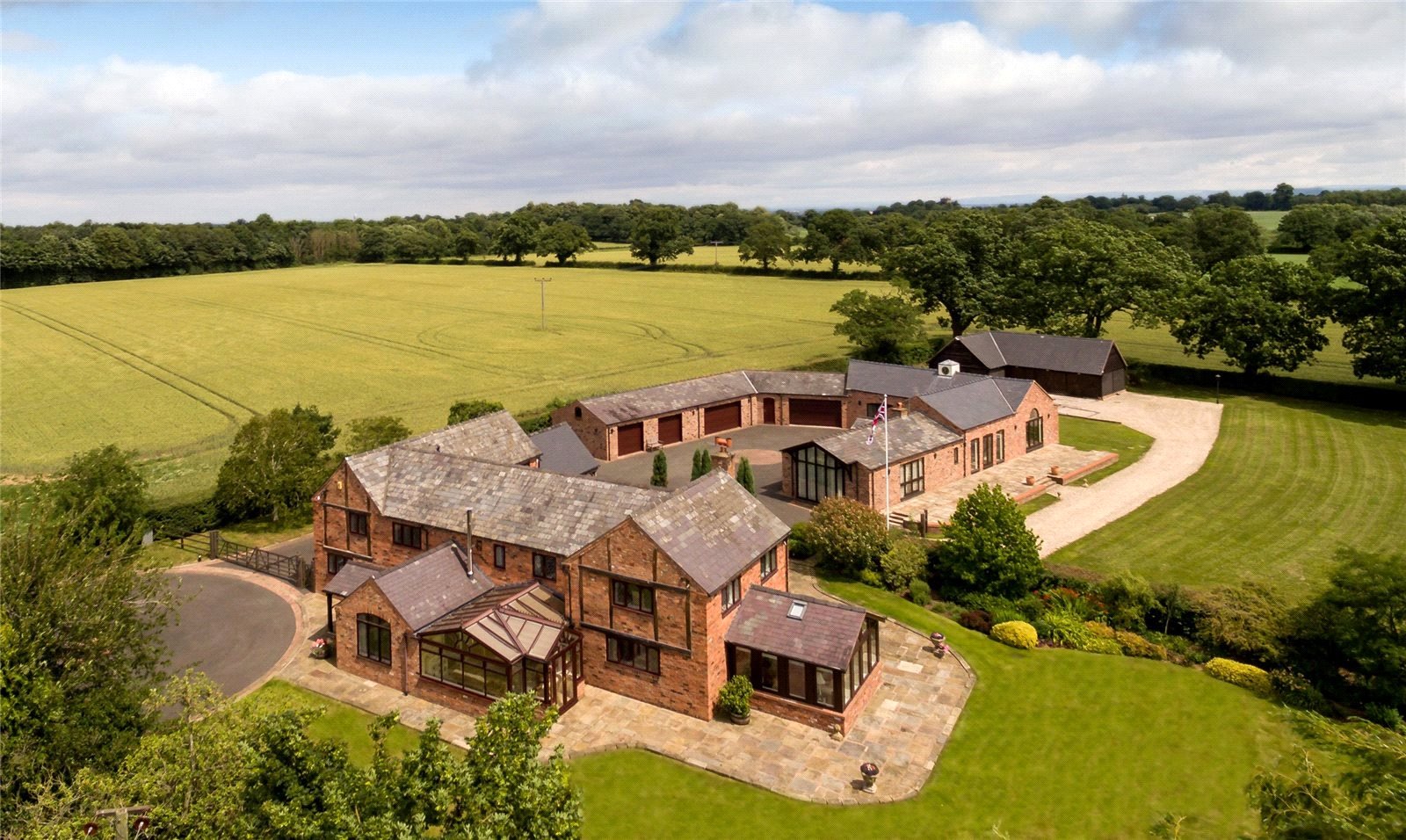 Photos of Swanley Lane, Burland, Nantwich, Cheshire CW5 54988126