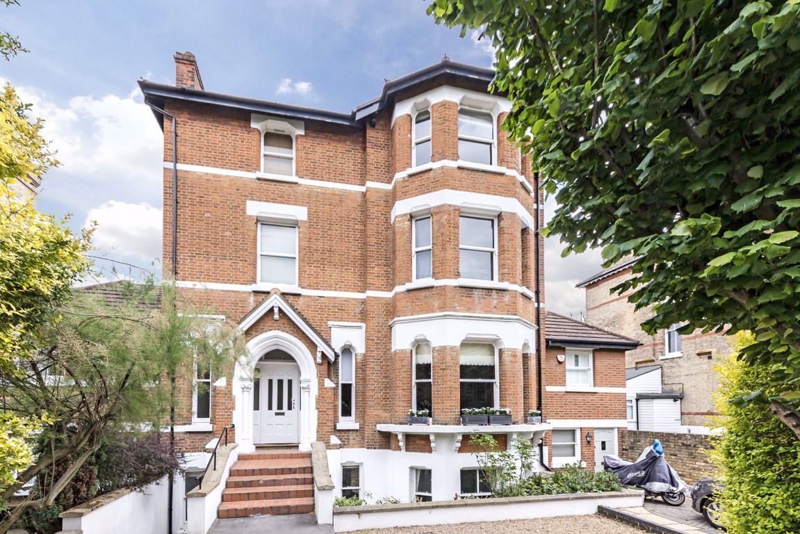 Free property report Flat 2, 15 Road, London, SW15 6QG Chimnie