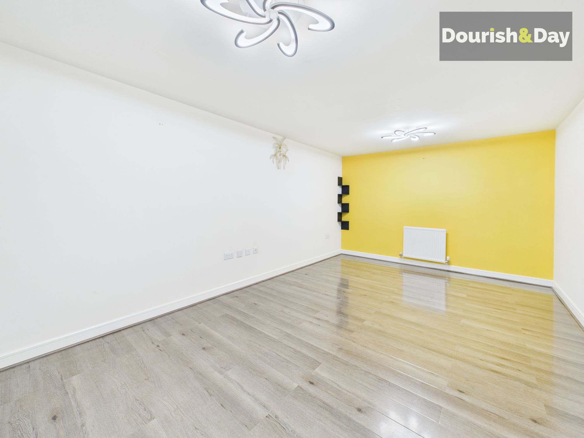 26 Harrow Place, Stafford photo 4