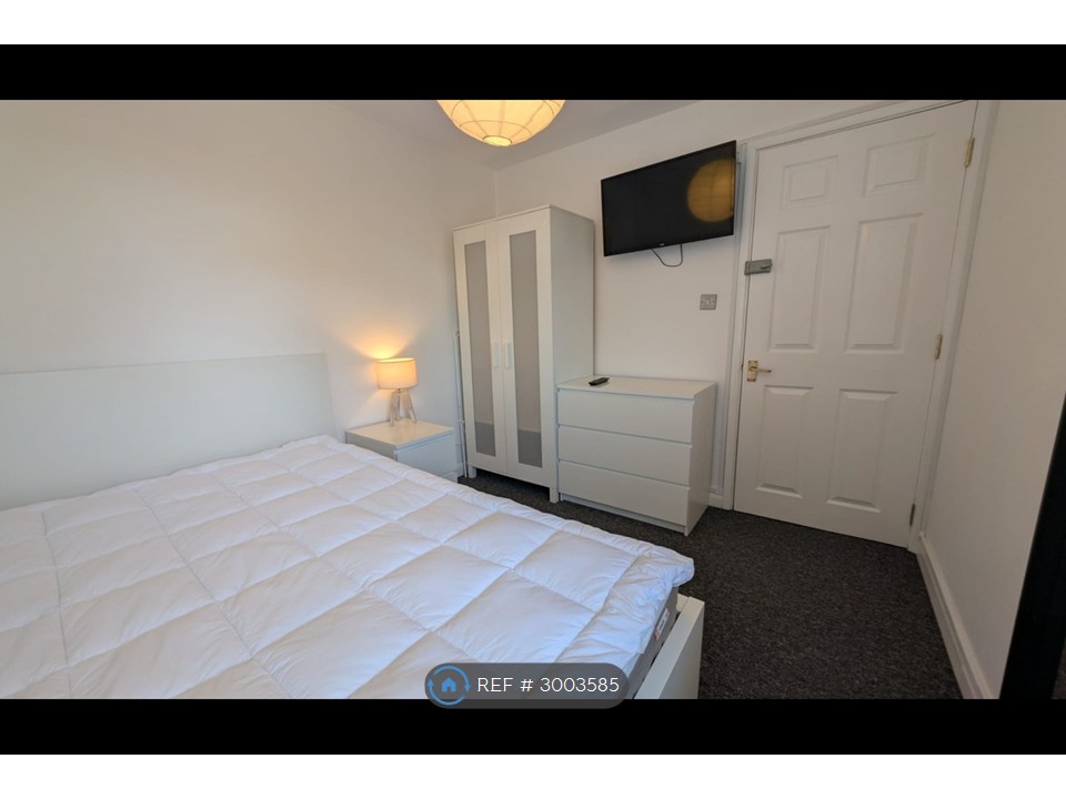Room   A Beaconsfield Road, Fareham photo 5
