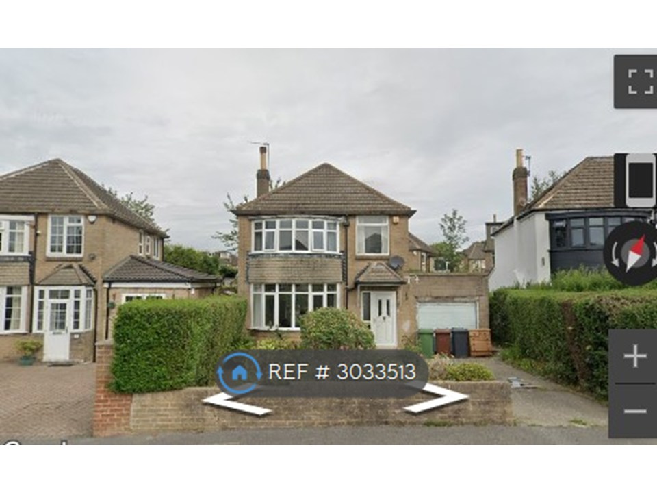 Carr Manor Drive, Leeds photo 2