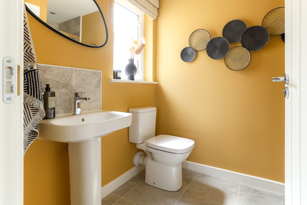 Photos of "The Wallace Plot 662" at Milton Bridge, Penicuik EH26