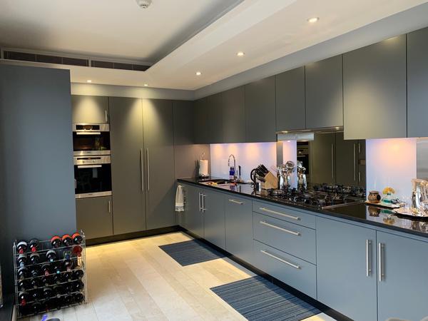 3 bedroom flat for sale 0