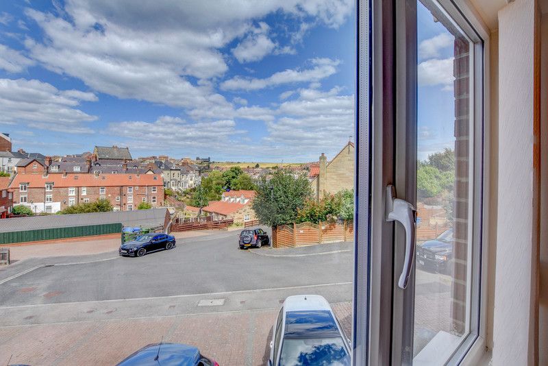 12, Gledhill Drive, Whitby photo 3