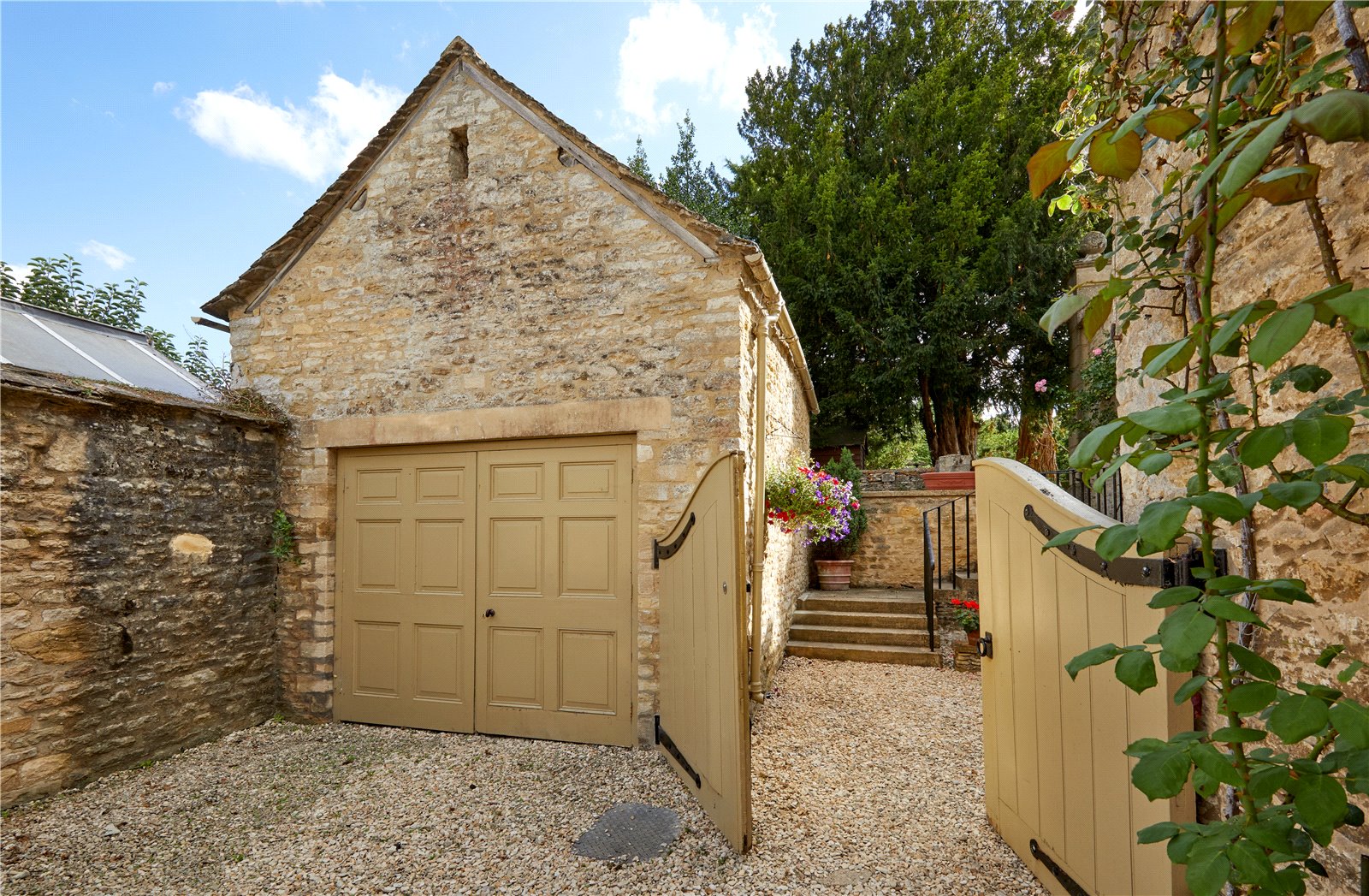 Photos of Witney Street, Burford, Oxfordshire OX18 65646559