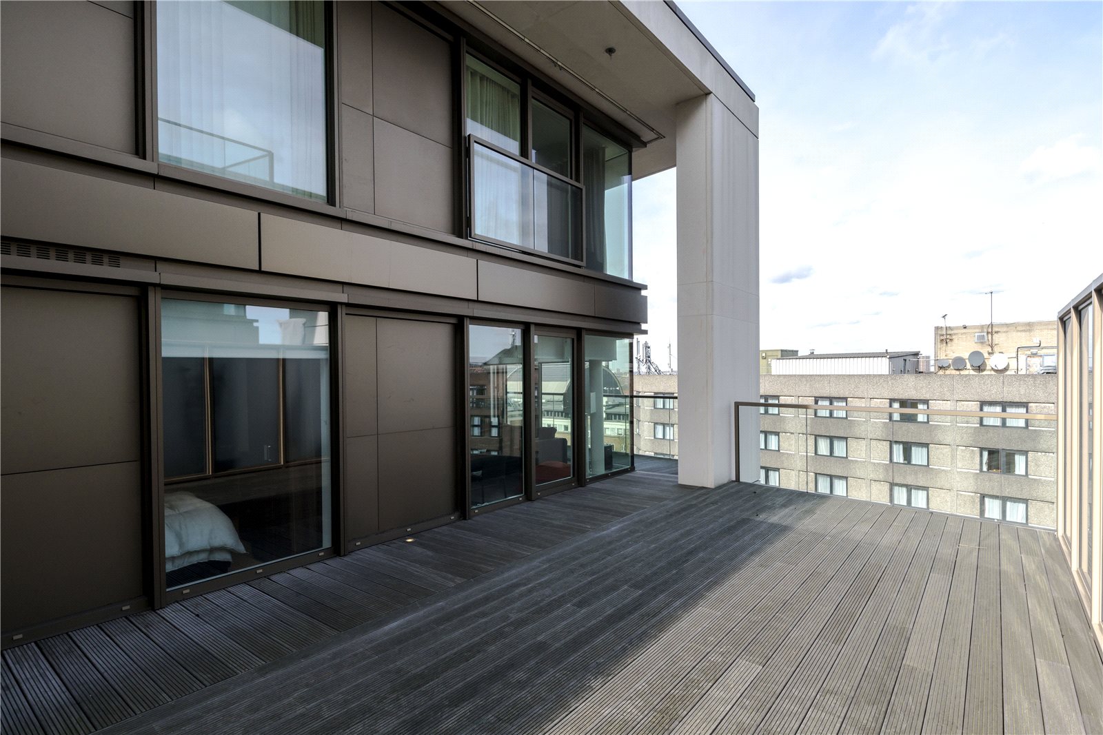 2 bedroom new flat for sale 0