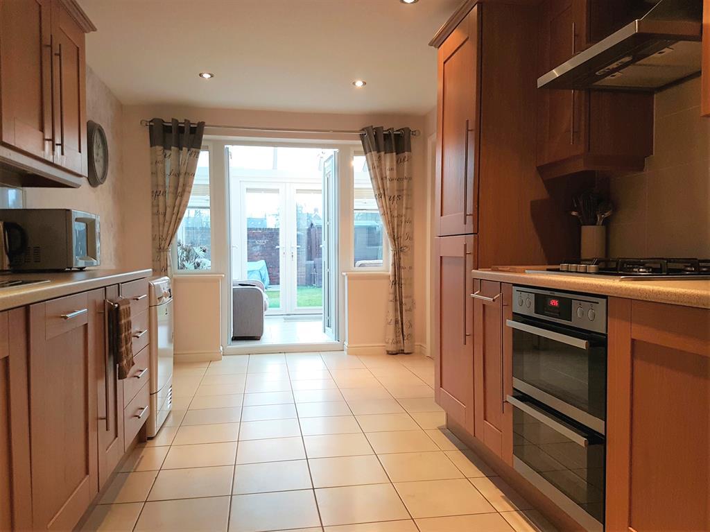 Free property report 70 Cherryfield Drive, Middlesbrough, TS5 5QG Chimnie