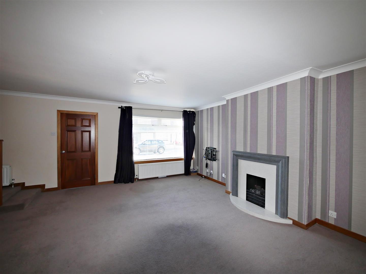 11, Brora Gardens, Glasgow photo 4