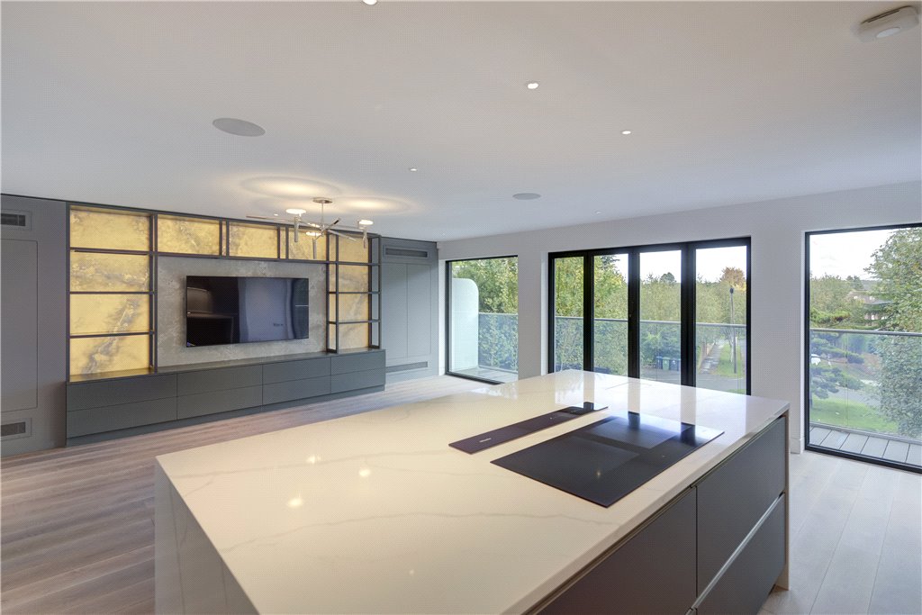 4 bedroom semi-detached new house for sale 0