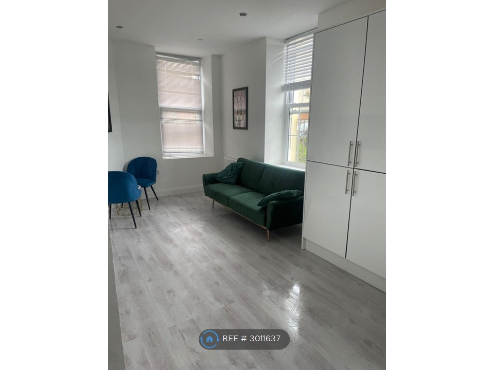 Flat, Sea View Court Pier Approach, Walton On The Naze photo 5