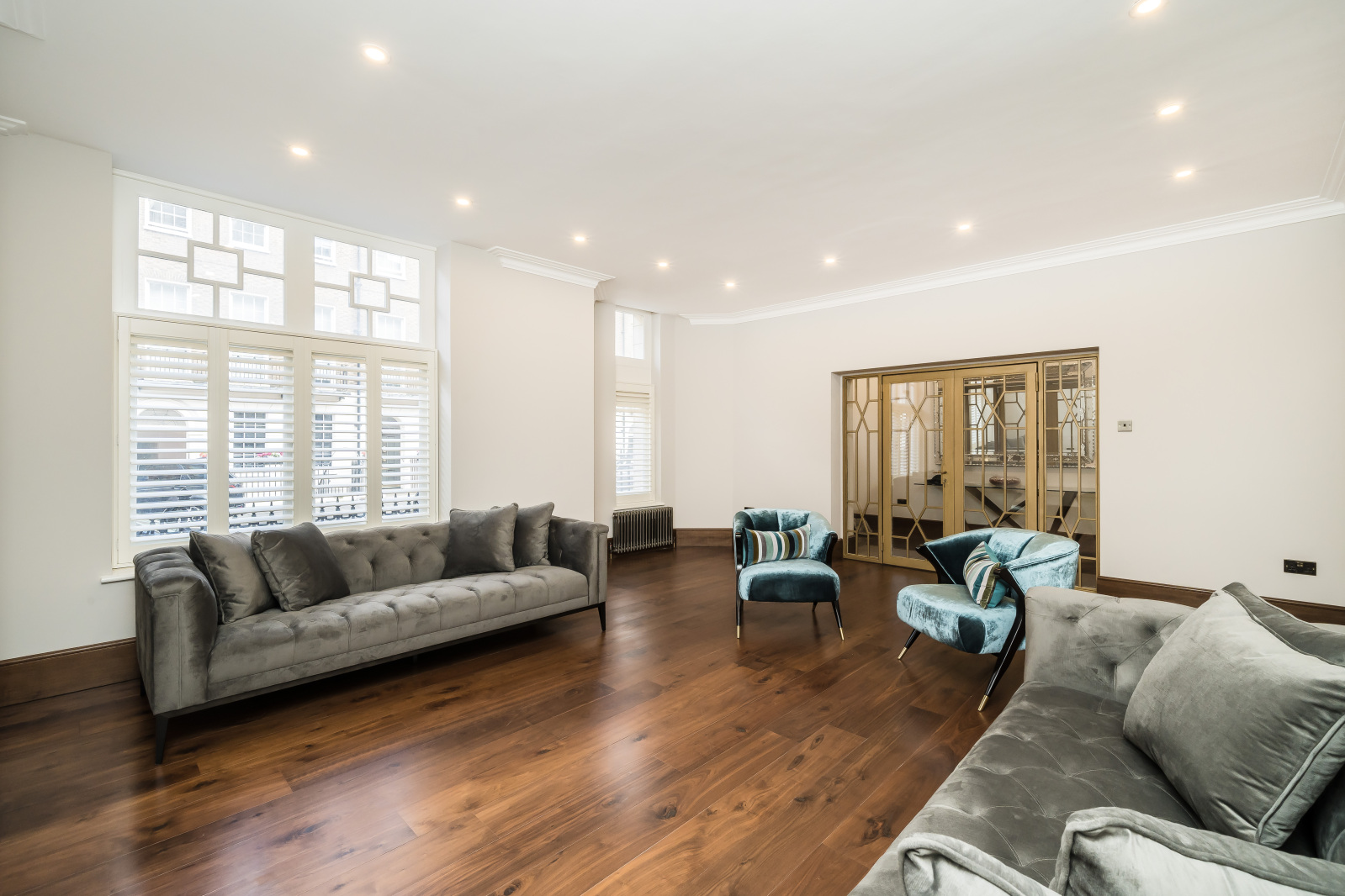 4 bedroom detached house for sale 0