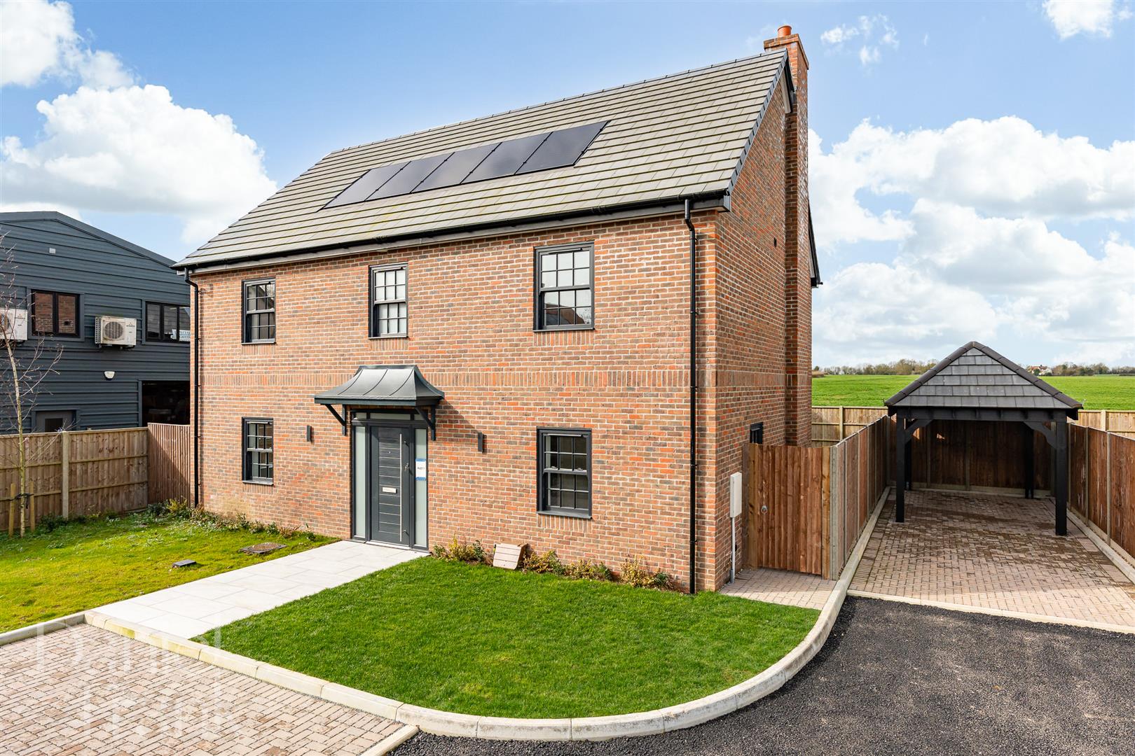 4 bedroom detached new house for sale 0