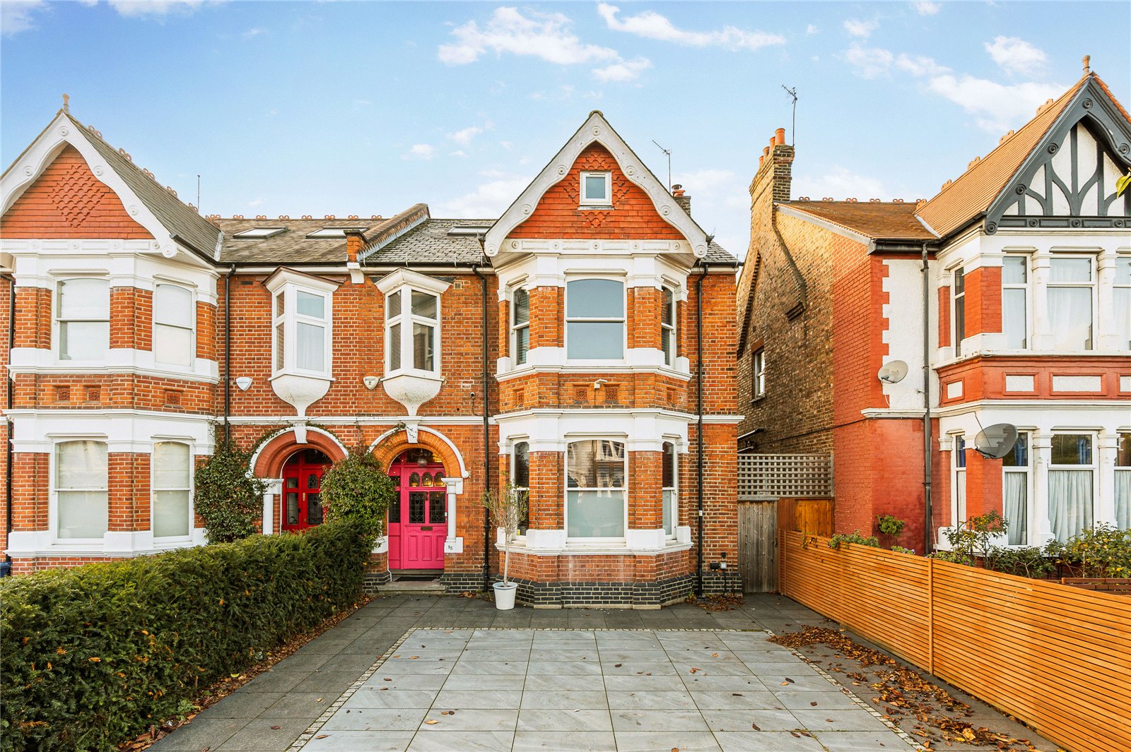 6 bedroom semi-detached house for sale 0