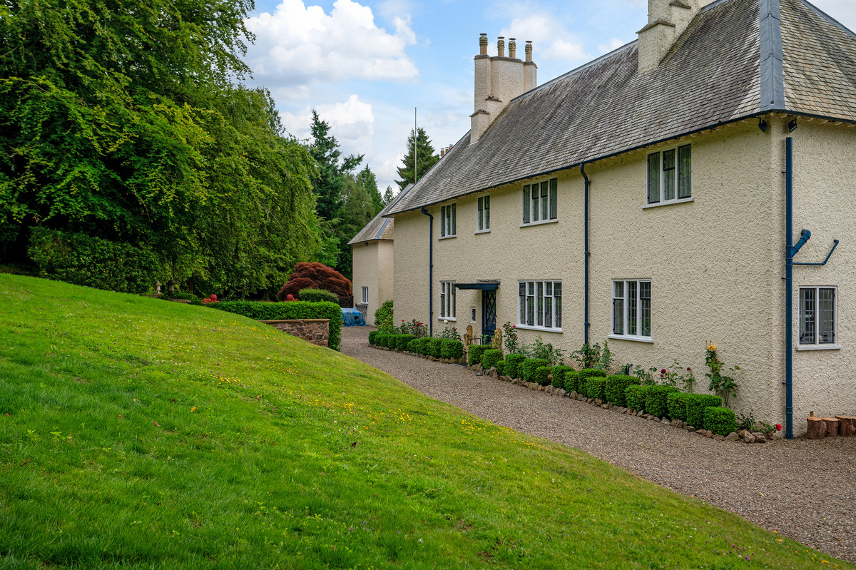 Photos of Jubilee Drive Malvern, Worcestershire WR13 67099976