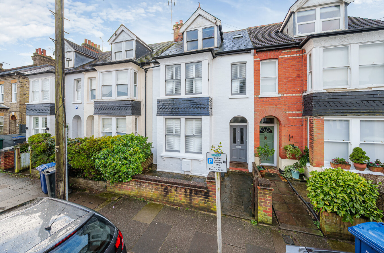 6 bedroom terraced house for sale 0