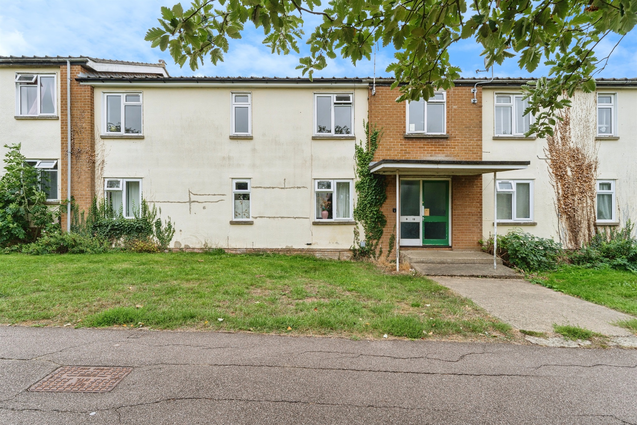 2-bed flat on 10, Abbots Way, Ely, £190,000
