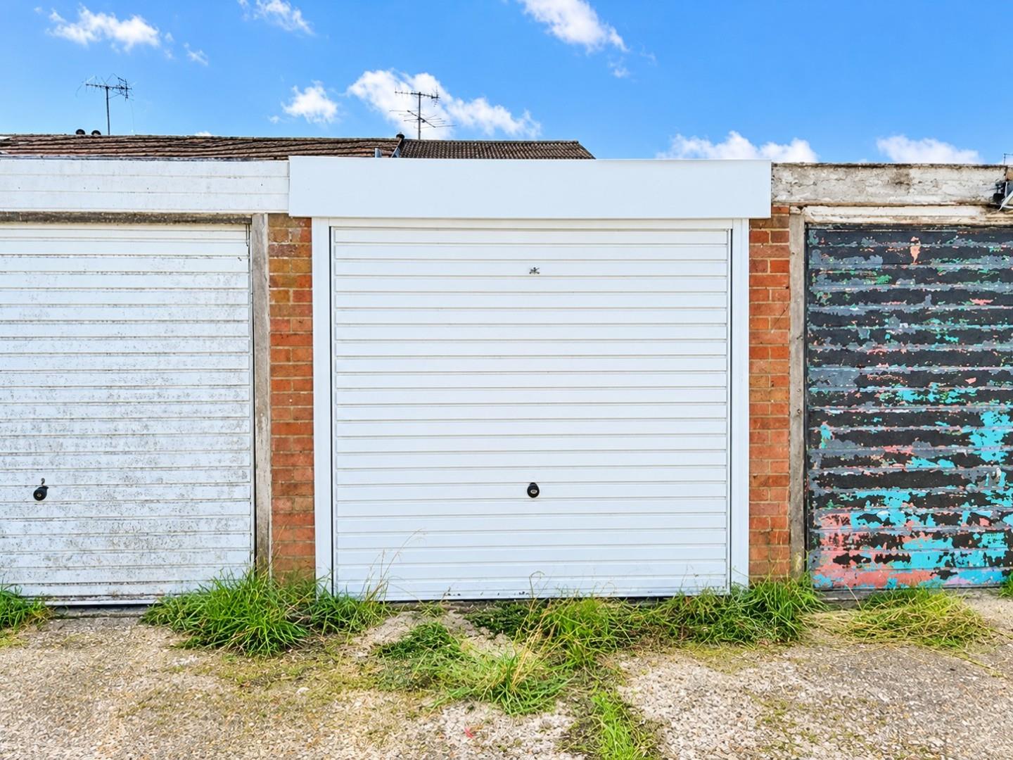 Garage, Freshbrook Road, Lancing photo 4