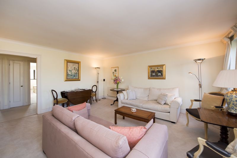 2 bedroom flat for sale 0