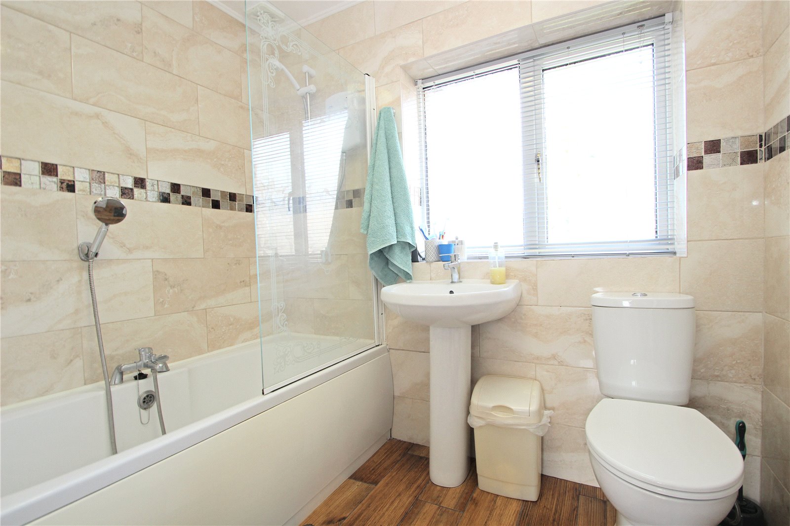 Photos of Hill Estate, Upton, Pontefract, West Yorkshire WF9 65666464