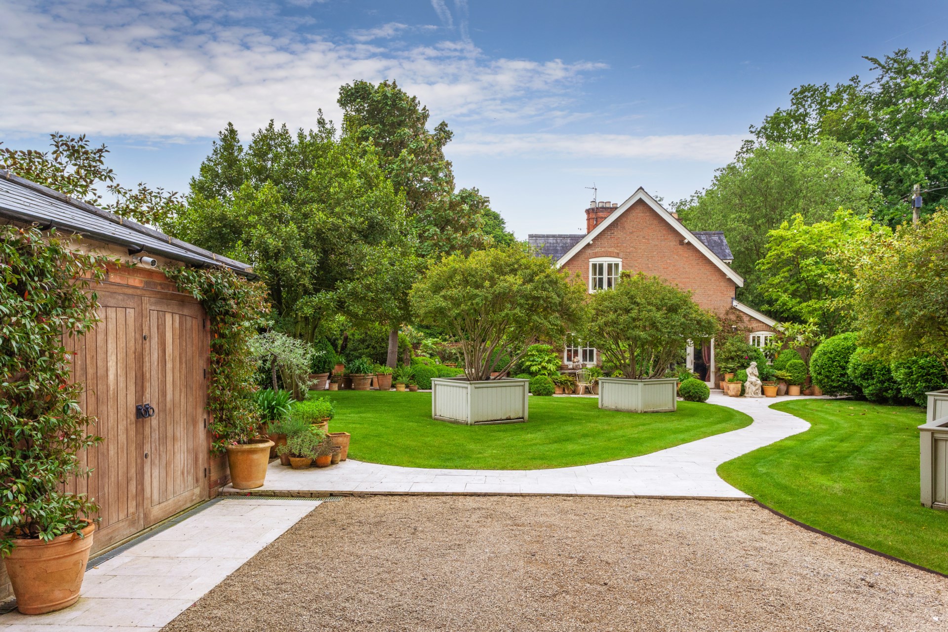 3 bedroom country house for sale 0
