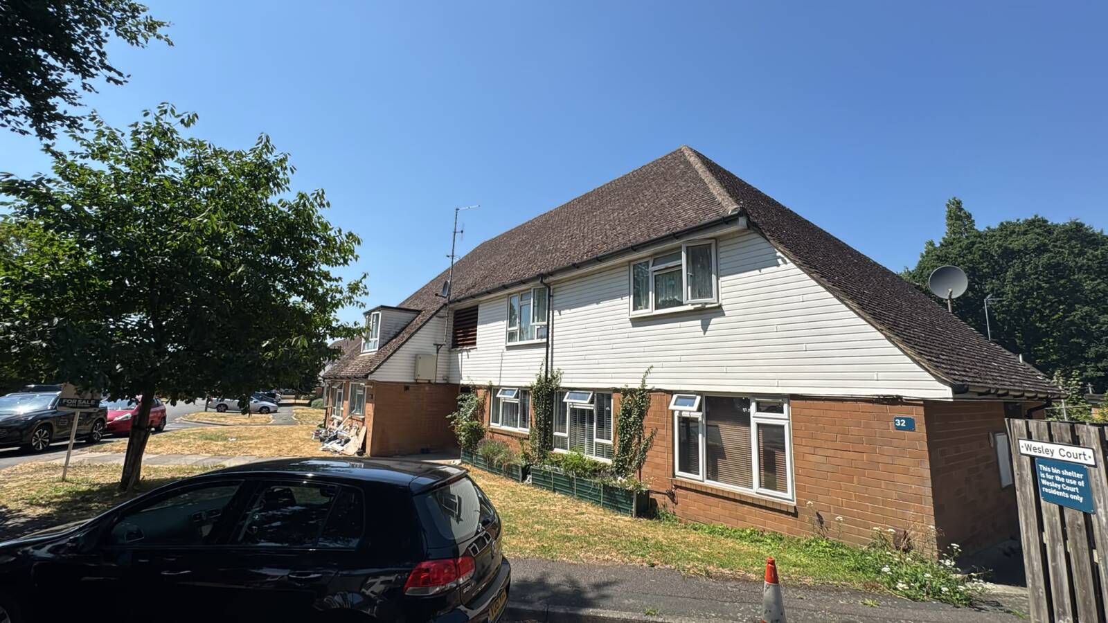 31, Levett Road, Surrey photo 4